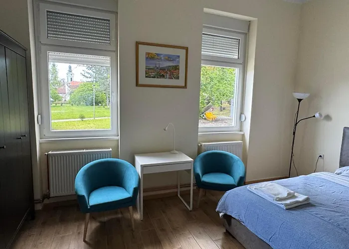 فيلة Dana سرمسكي كارلوفيتش